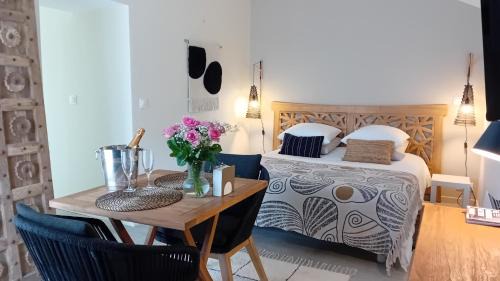 Herouvillette Bed & Breakfast | Le Clos de l'Aiguillon