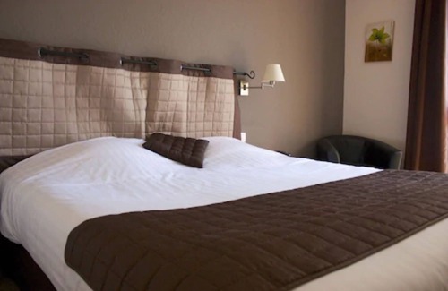 Castelnau-le-Lez Hotel | Le Clos de l'Aube Rouge