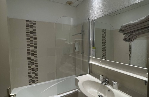 Castelnau-le-Lez Hotel | Le Clos de l'Aube Rouge