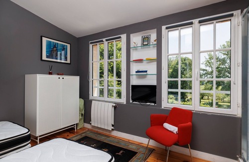 Libourne House | Le Clos de la Capelle – Charm & Comfort in Libourne, Private Garden and Spacious Areas for 8 People