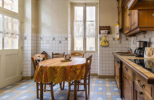 Tanlay House | Le Clos de Tweed