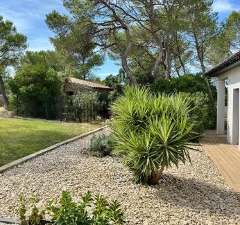Garrigues Bed & Breakfast | Le Clos des Cigales