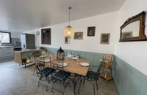 Bernieres-sur-Mer House | Le clos du cèdre 250 m from the sea, garden and wood-burning stove