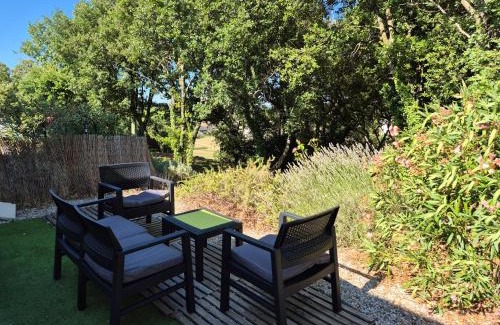 Saint-Marcel-d'Aredeche House | Le Clos du Grand Chêne - gîtes 4 étoiles -