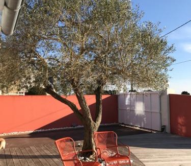 Saint-Coulomb Bed & Breakfast | Le Clos du Lupin