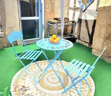Bourges Apartment | Le clos du poète