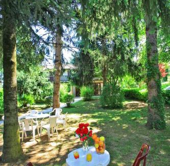 Pradines Hotel | Le Clos Grand