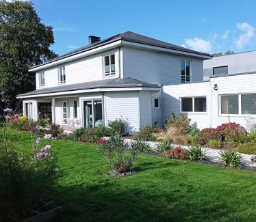Saint-Loup-Hors Bed & Breakfast | Le Clos Louisiane