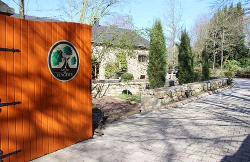 Mauron House | Le Clos Penguily rent 2 houses in a closed wooded park