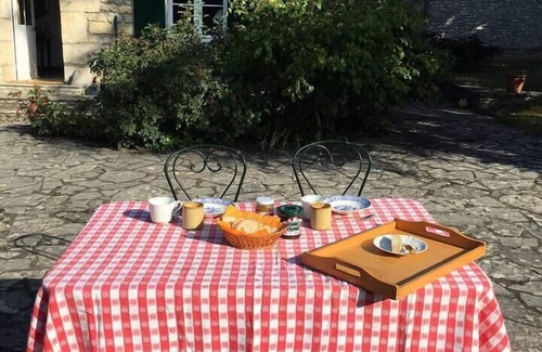 Lavilletertre House | Le Clos Saint Jean Traditional Vexin house