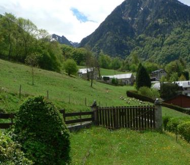 Cauterets Bed & Breakfast | Le Clot de la Hount