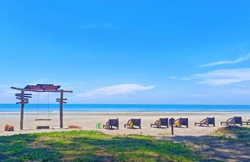 Bandar Penawar Apartment | Le'Coco Homestay in Tiara Desaru Residence