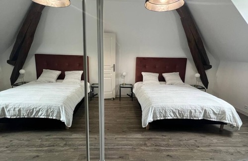 Chartres Apartment | Le Cocon - Appartement vue Cathédrale - Cœur de Ville Historique