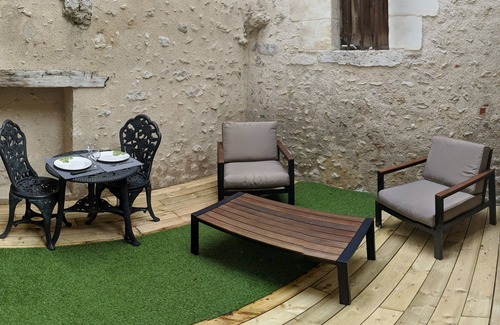 Blois Apartment | Le Cocon de Blois Amboise 1 bedroom apartment with private terrace