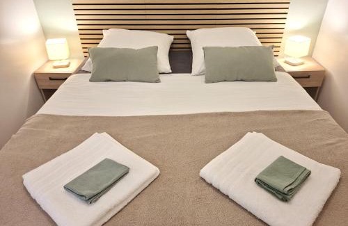 Tarbes Apartment | Le Cocon de Charme-Literie de qualité-Neuf-Central