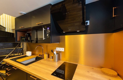 Valenciennes House | Le CoCon De La Cour