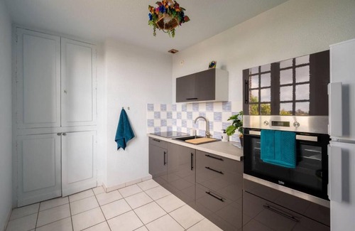Lisle-sur-Tarn Apartment | Le Cocon Floral - Lisle-sur-Tarn - Hypercentre