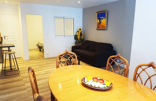 Meaux Apartment | le cocon meldois, In a quiet residential area, in the center of Meaux