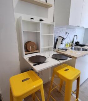 Decre-Cathedrale Apartment | Le CoCon Nantais 2pers Wi-Fi TV