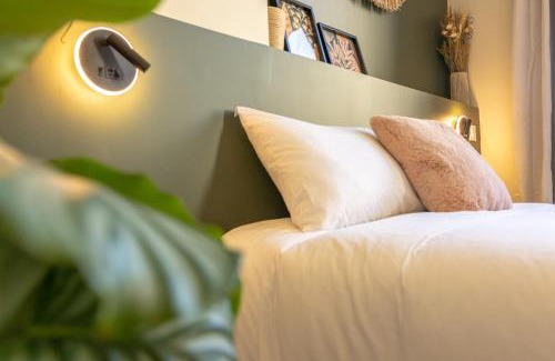 Montelimar Apartment | Le cocon Urban Jungle - calme et lumineux