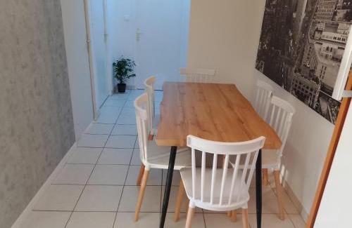 Carhaix-Plouguer Apartment | Le Coin Cozy