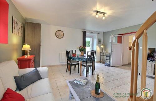 Hillion House | Le coin des hirondelles