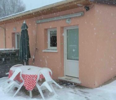 Pontgibaud Apartment | Le Coin Tranquille au pied du Puy de Dôme