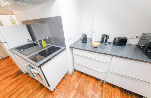 Troyes Apartment | Le Colette - Stationnement Réservé à 5 Minutes du Centre Ville