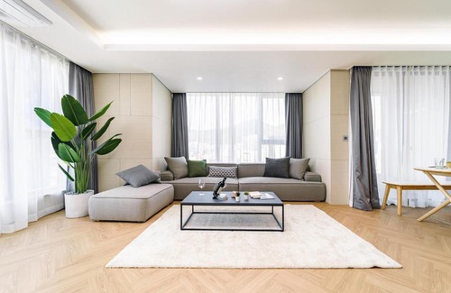 Choryang Apartment | Le Collective Busan station