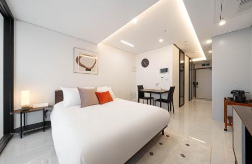Seocho-dong Apartment | Le Collective Gangnam SAC Signity