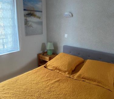 La Haye-du-Puits Hotel | Le Commerce