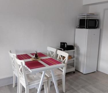 Fleurey-sur-Ouche Apartment | Le comptoir du canal 2