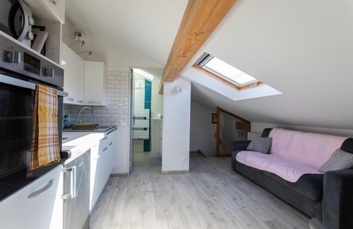 Embrun Apartment | Le Coq Charmant petit studio en centre ville d'Embrun