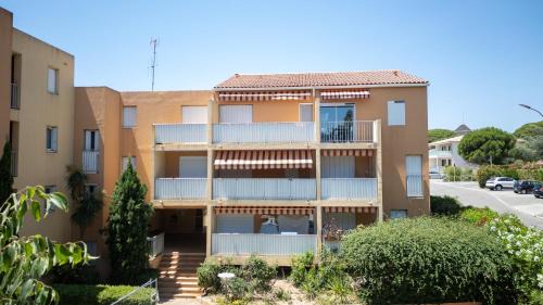 Carqueiranne Apartment | Le Corsaire - Séjour Relaxant, Plage & Piscine