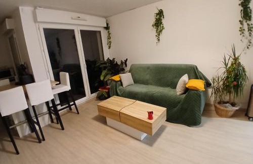 La Grace de Dieu Sud Apartment | Le Cosy avec jardin terrasse couverte et parking gratuit