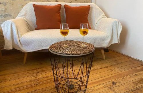 Flore Apartment | Le cosy-chic, 2 min à pied cathédrale , Jacobins