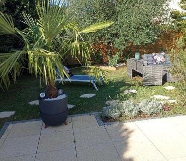 Saint-Maurice-de-Beynost Apartment | Le Cosy bleu