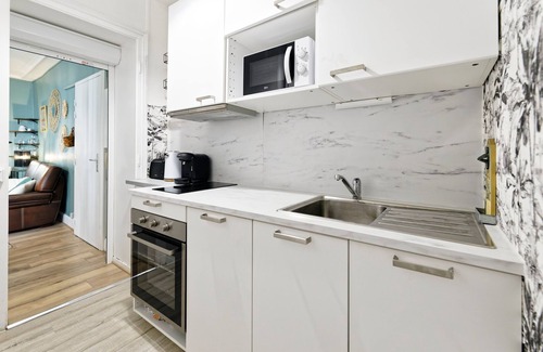 Nancy City Centre Apartment | Le Cosy Hermite - One Bedroom Apartment, Sleeps 4