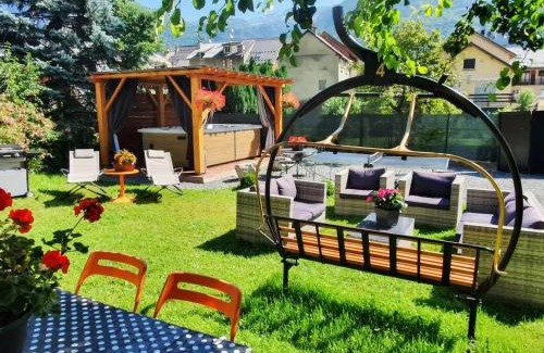Le Bourg-d'Oisans Ski Chalet | Le Cosy Lodge