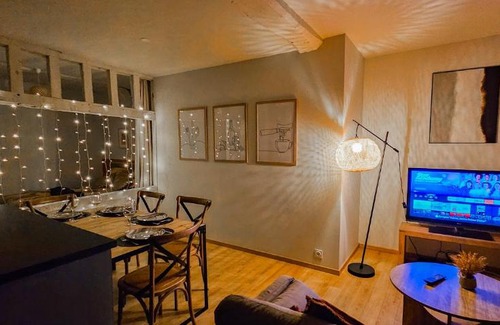 Old Town Apartment | Le Cosy & Moderne - T2, Hyper Centre, WIFI Fibre, Smart TV