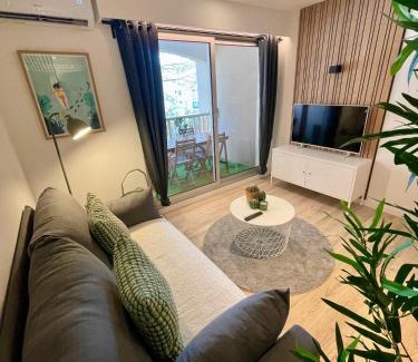 Saint-Mandrier-sur-Mer Apartment | Le Cosy Pin Rolland