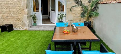 Saint-Michel-le-Cloucq Apartment | Le Cosyhome Michelais I Grand Parking & Netflix & Salon de Jardin