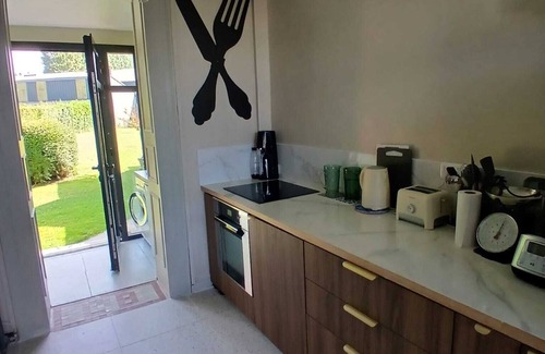Woincourt Cottage | Le cottage de la Baie, 12 min from the beach