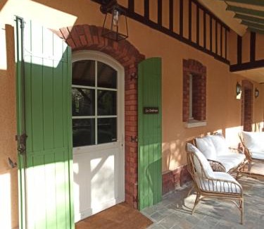 Gonneville-sur-Mer House | Le Cottage des Falaises