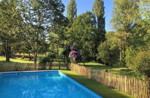 Saint-Brice-sur-Vienne House | Le Cottage Limousin - gîte de charme en bord de Vienne, Limoges - airport