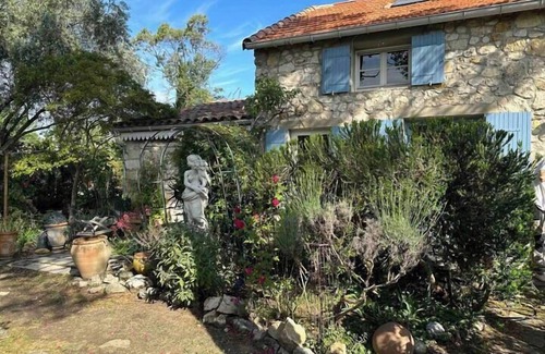 Sainte-Anastasie House | Le Cottage, private pool in the countryside
