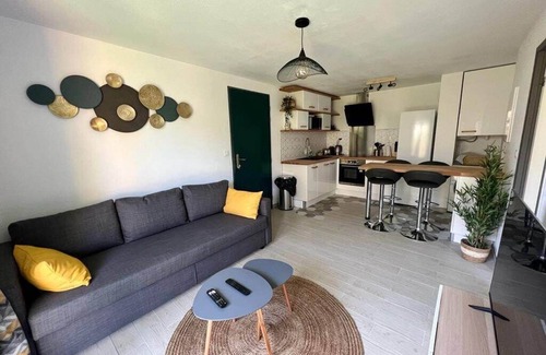 Toulouse North Apartment | Le CoZen - T2 cozy zen with parking & garden