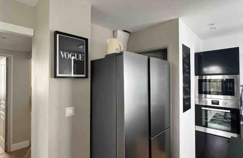 Barriere de Paris Apartment | Le Cozy - T3 Tout Confort - Métro Barrière Paris