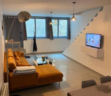 Chablis Apartment | Le Cristallin gîte plein coeur de Chablis