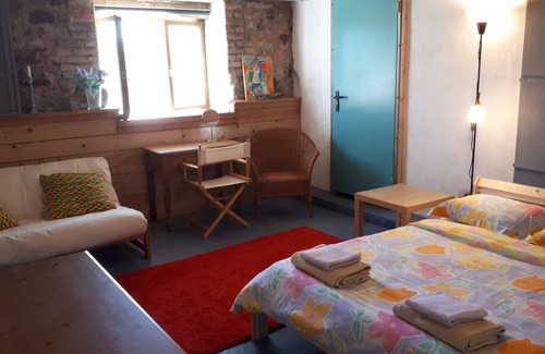 Perreux House | Le Cuvage - 4 Person Barn Apartment - Large Pool